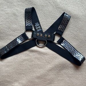 Breedwell Black Pyramid-Metallic Elastic Chest Harness